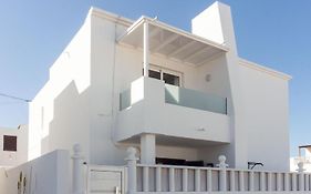 Luxury Beach Apartments Diama